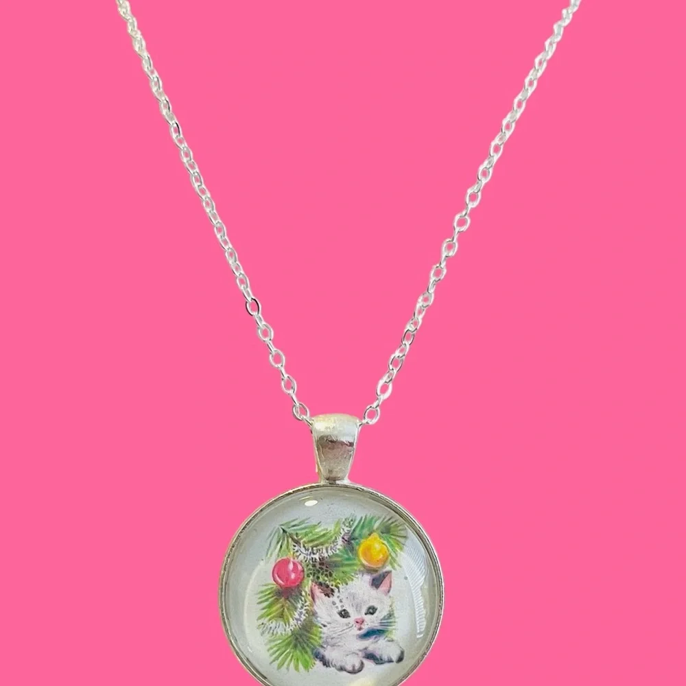 Vintage Christmas Tree ornaments Holiday White Kitten Retro Pendant Necklace
